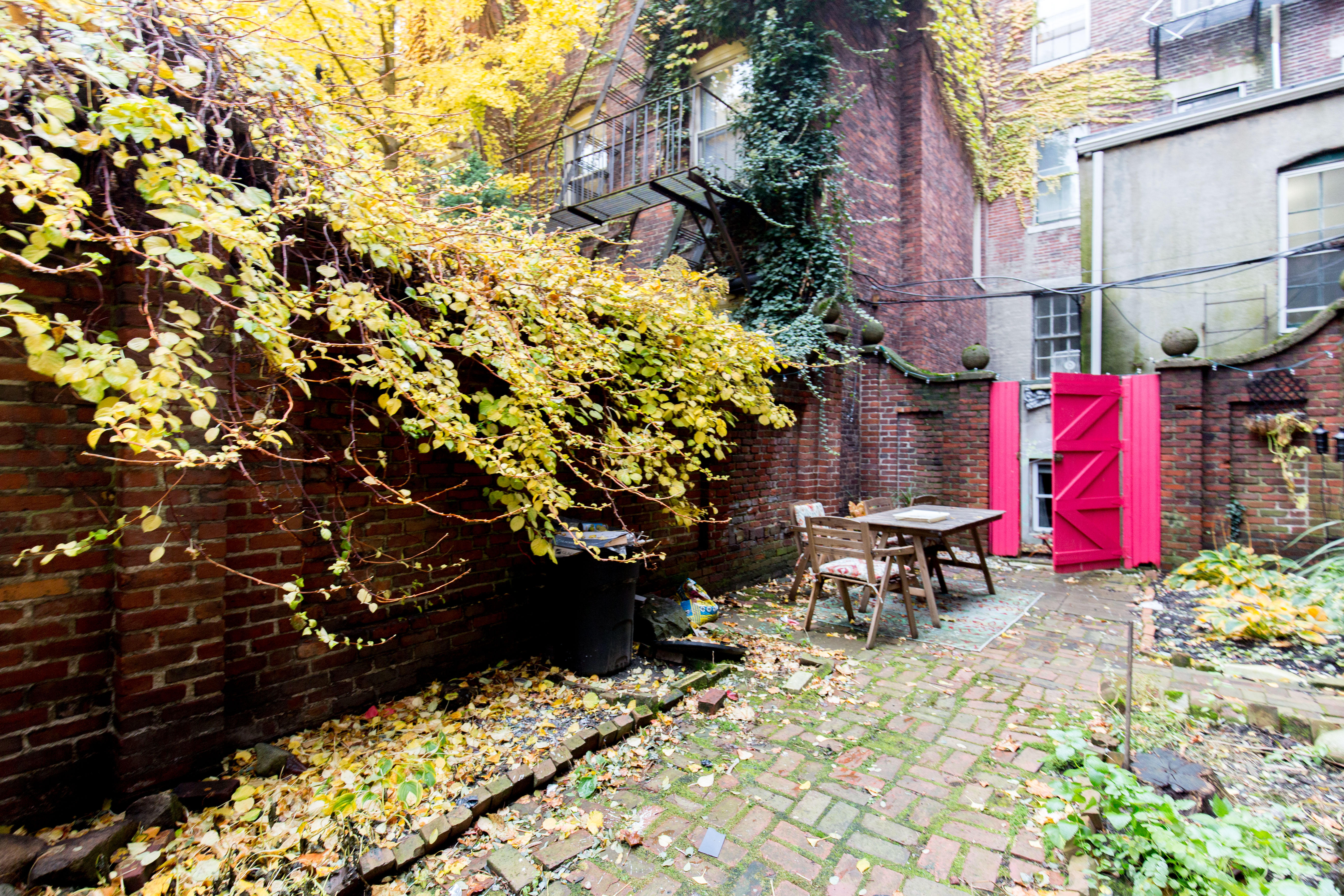 3 Champney Pl, Beacon Hill