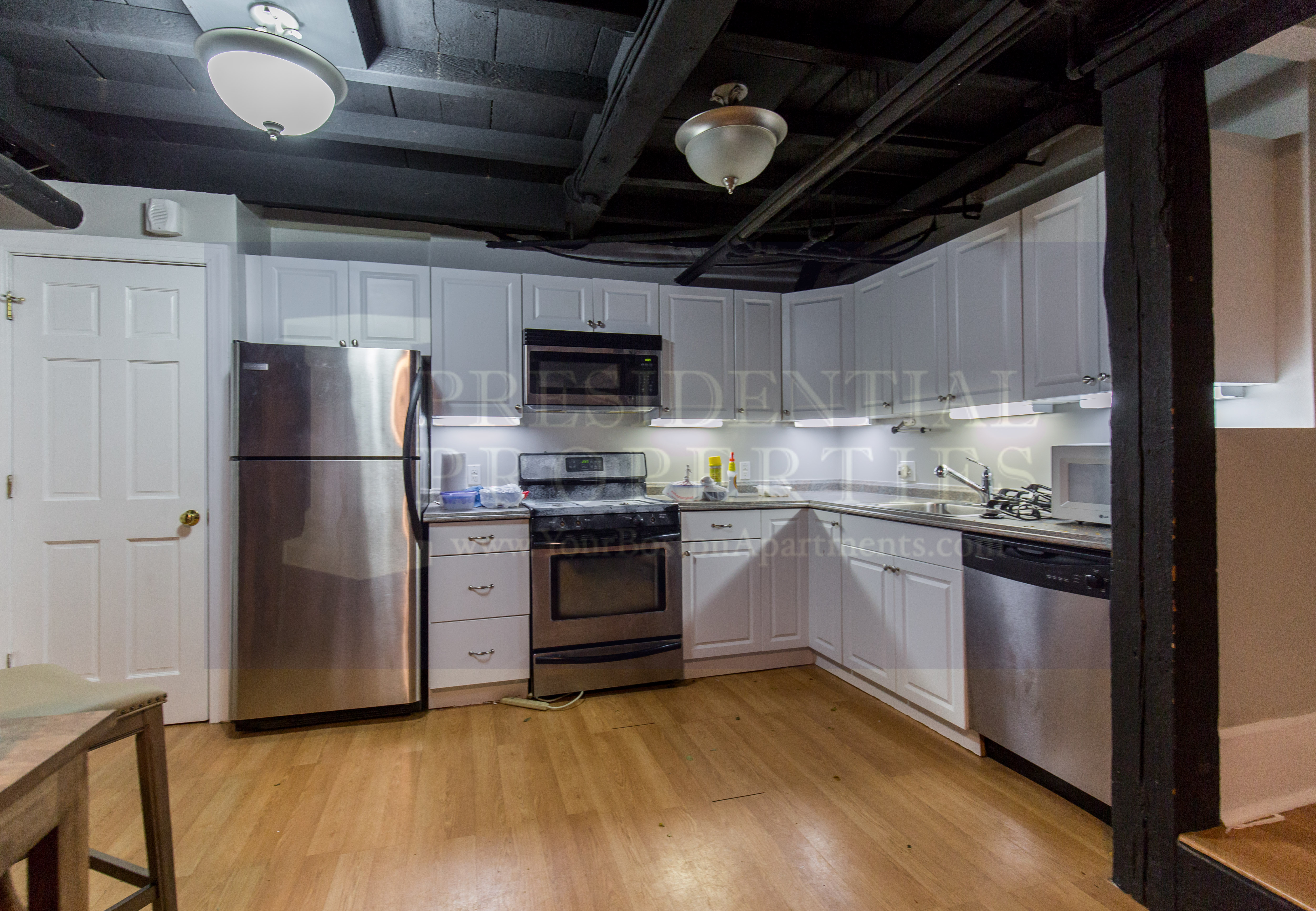 3 Champney Pl, Beacon Hill