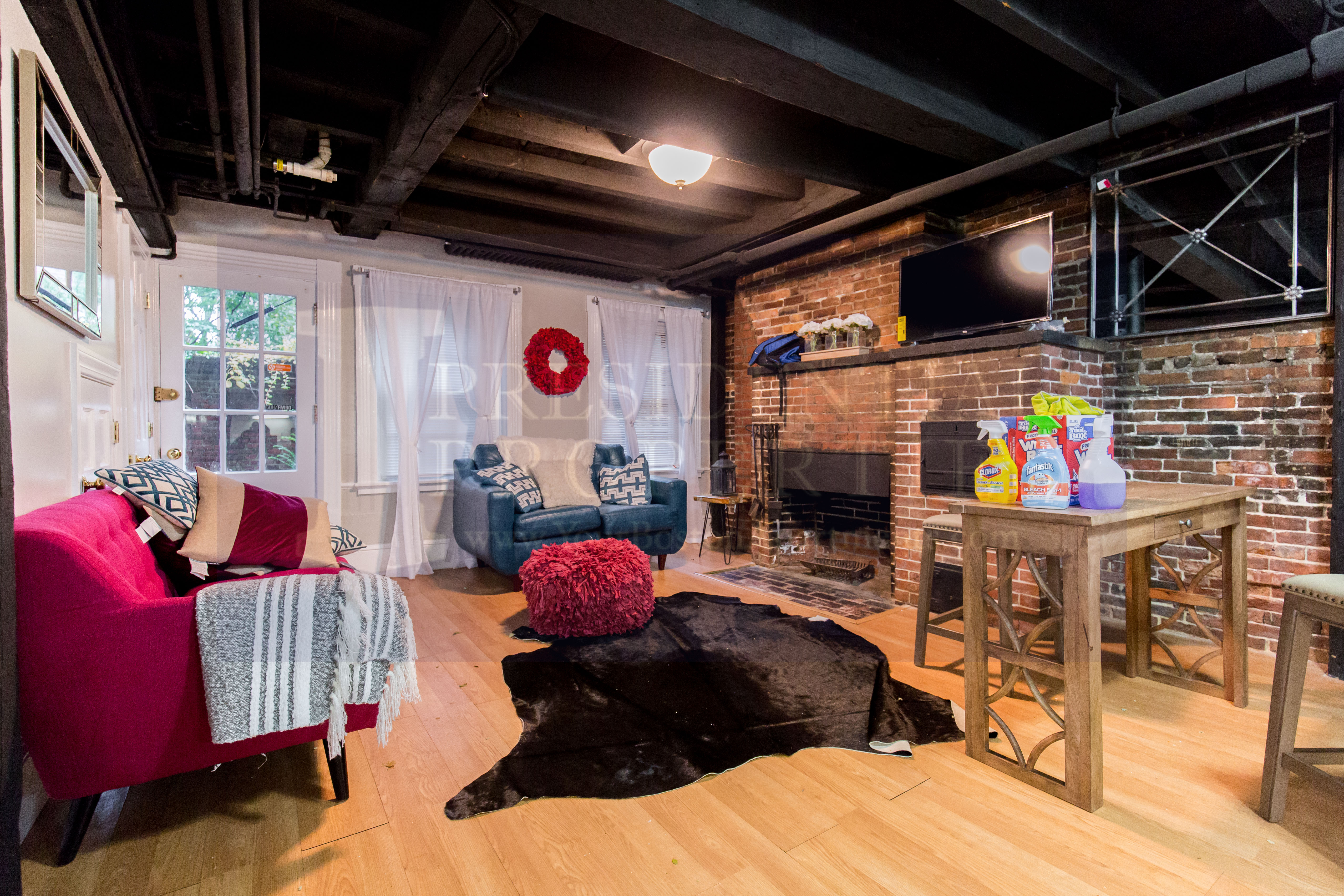 3 Champney Pl, Beacon Hill