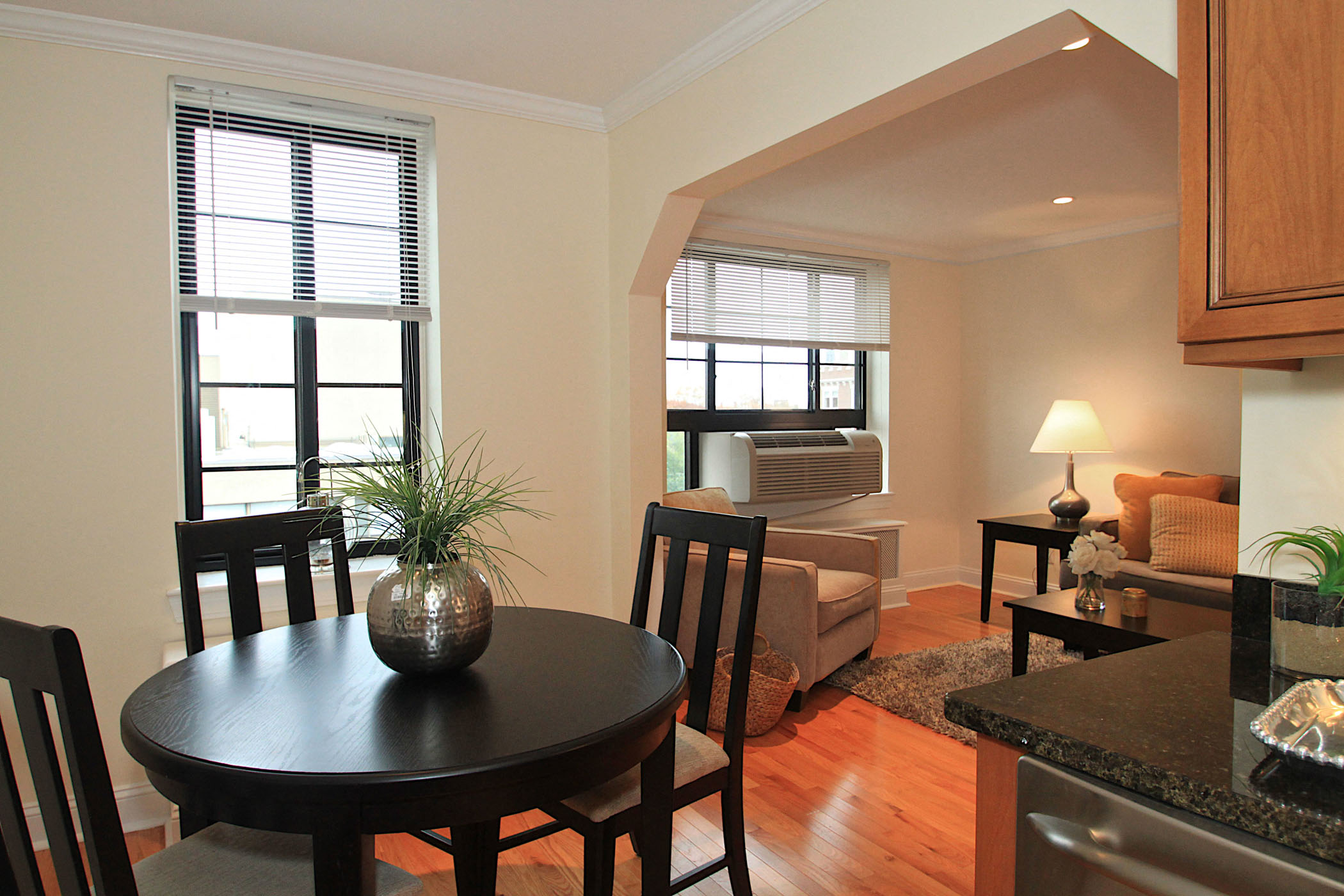 60 Brattle St, Harvard Square