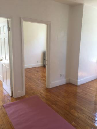 4 Adella Pl, Allston