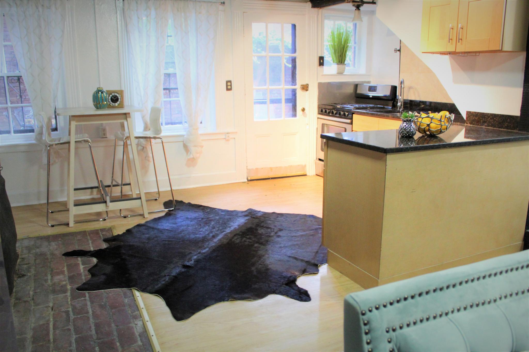 6 Champney Pl, Beacon Hill