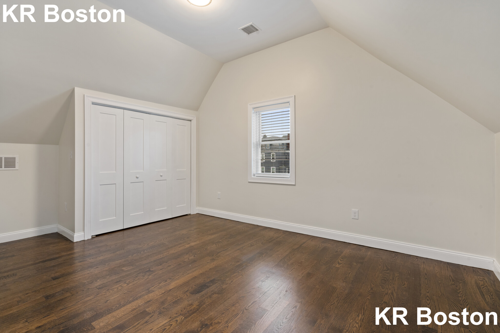 4 Chestnut Pl, Brighton