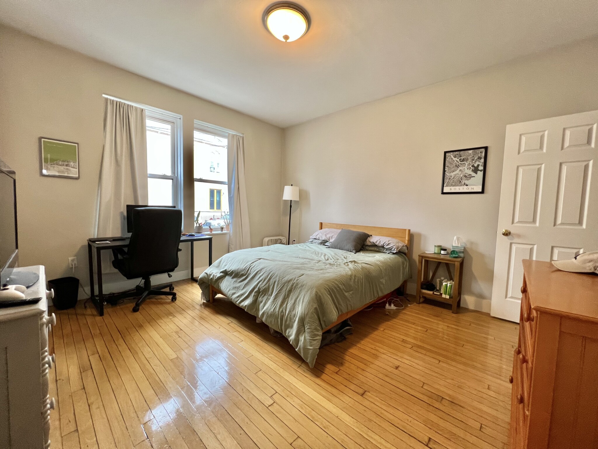 4 Farrington Ave,, Allston