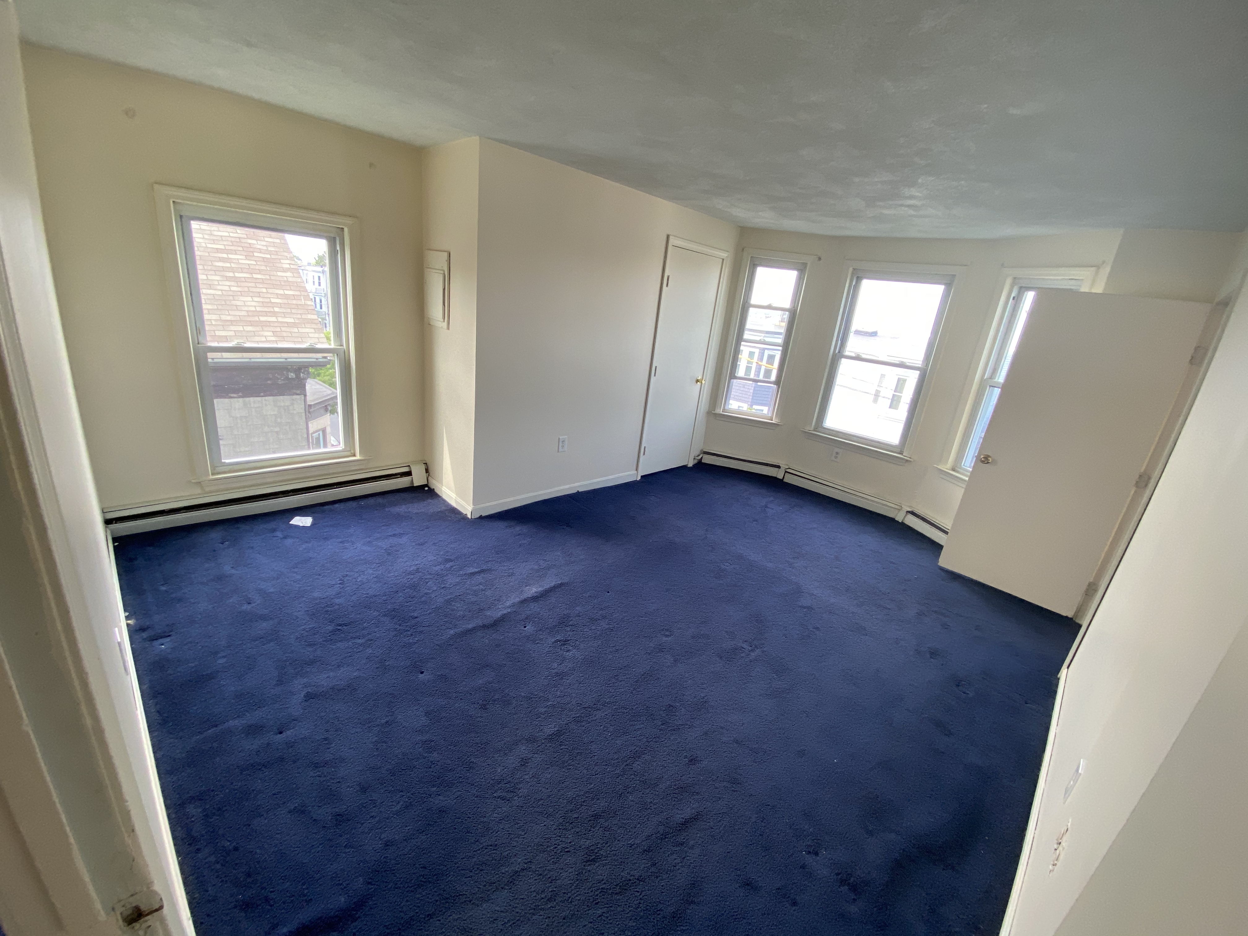 477 Sumner St, East Boston