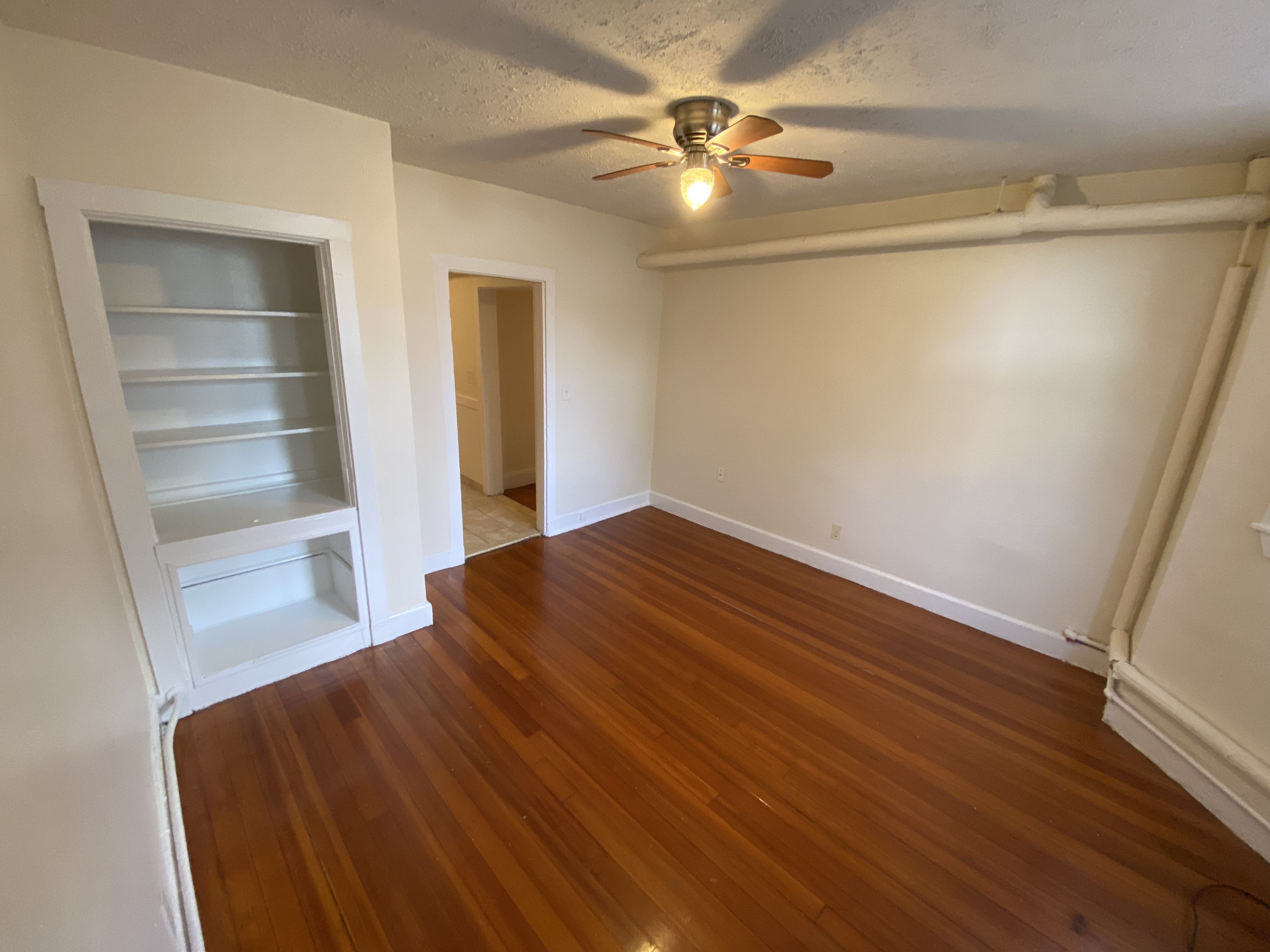 524 Cambridge St, Allston