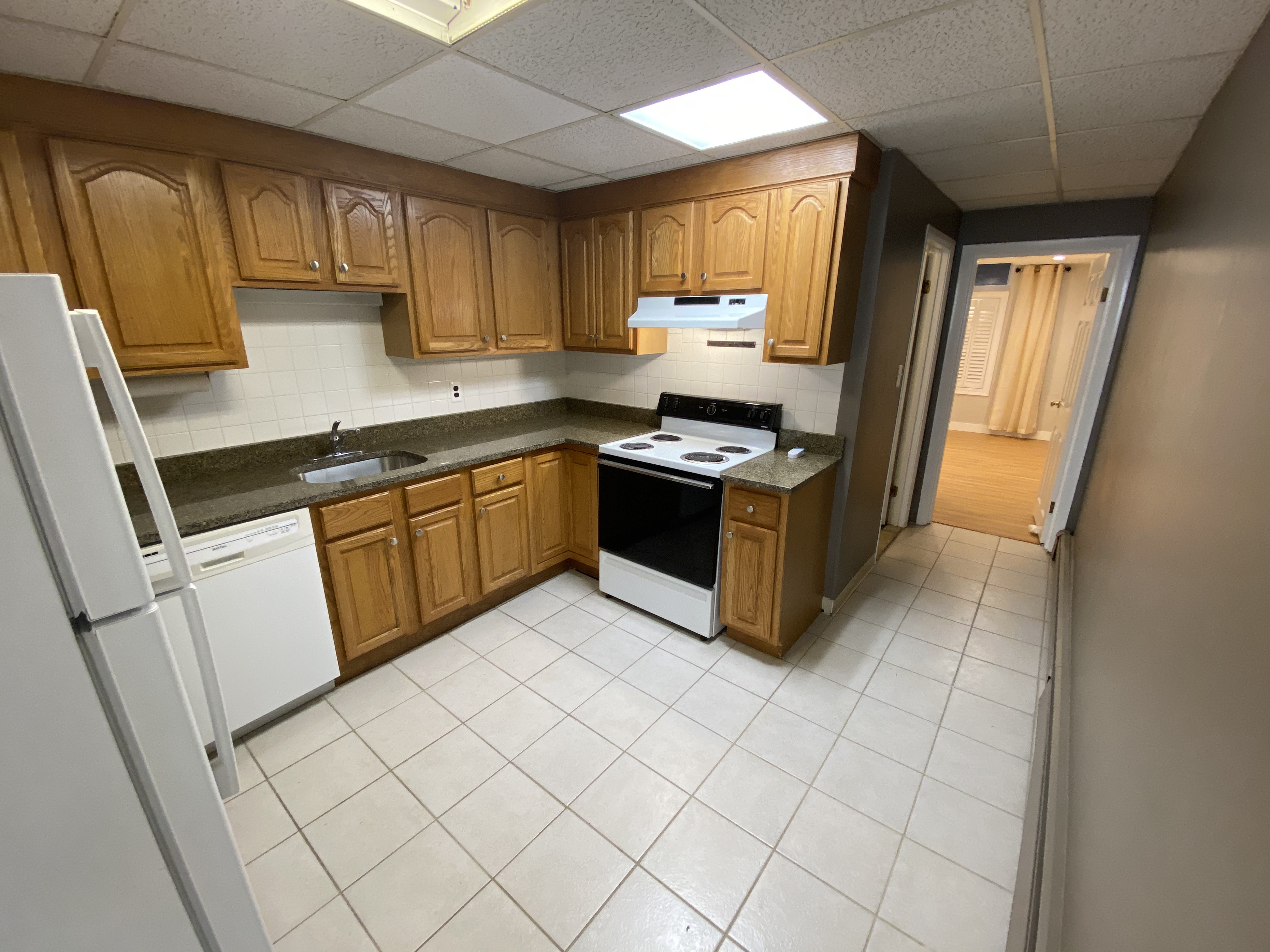 1753 Beacon St, Washington Square