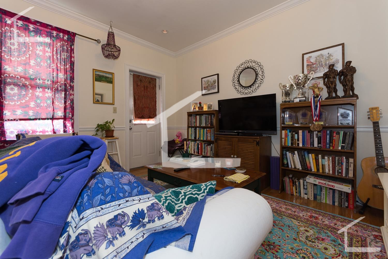 4 Park Vale Ave, Allston