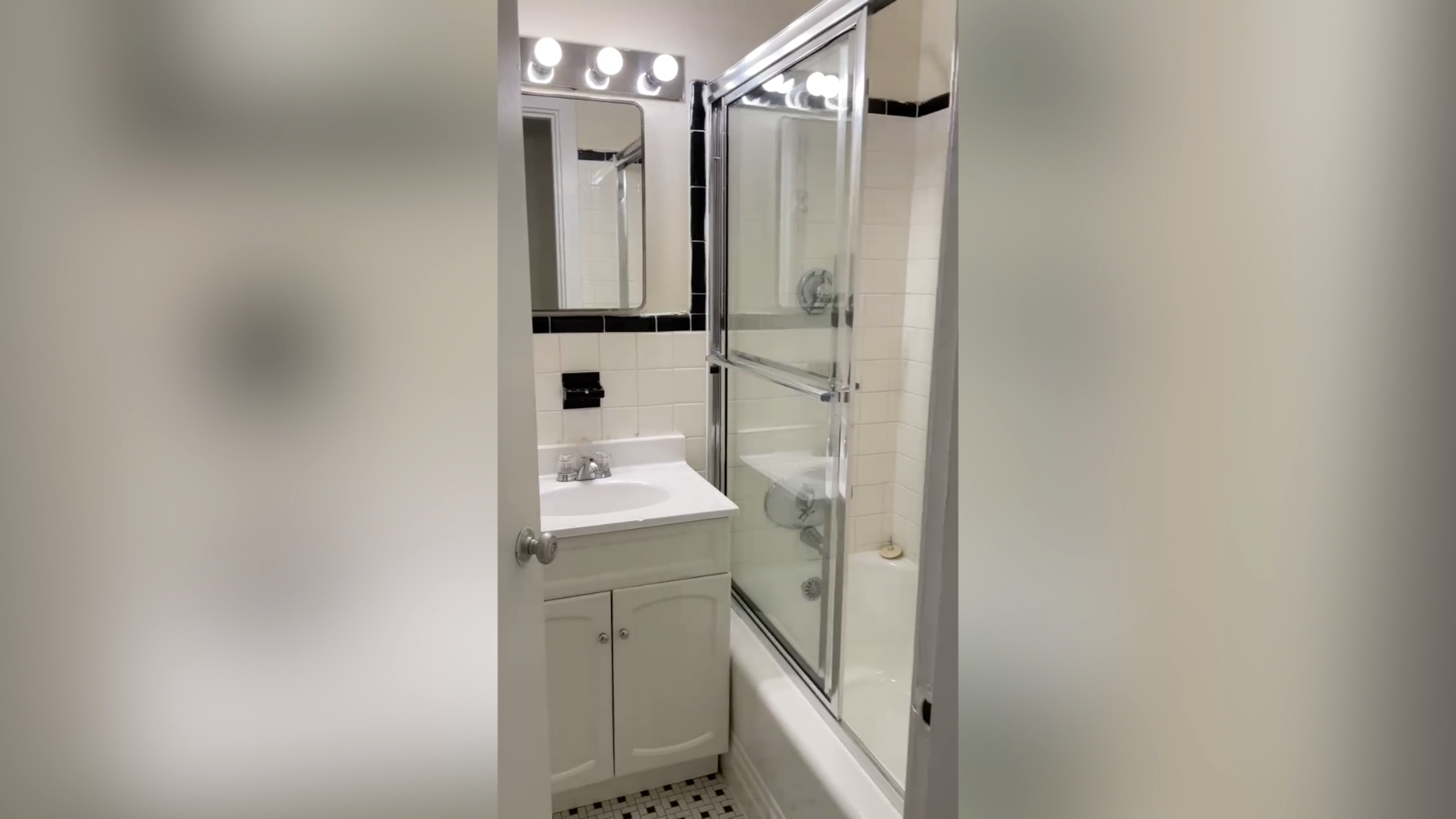 62 Boylston St, Chinatown