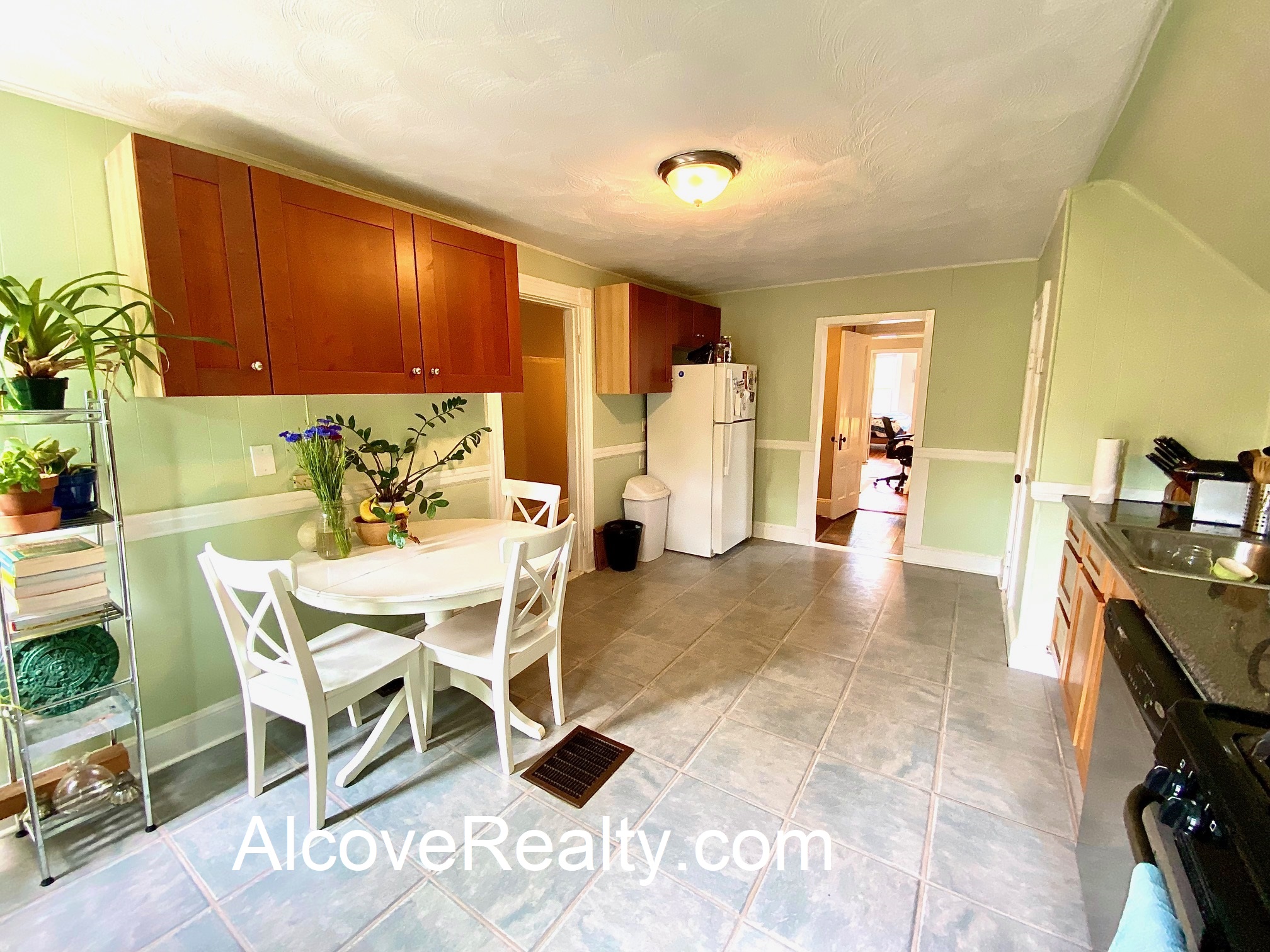 68 Richdale Ave, Neighborhood Nine