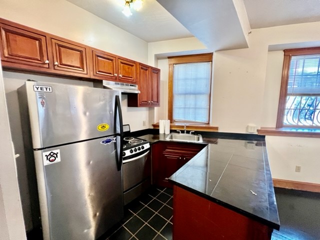 300 North St, North End