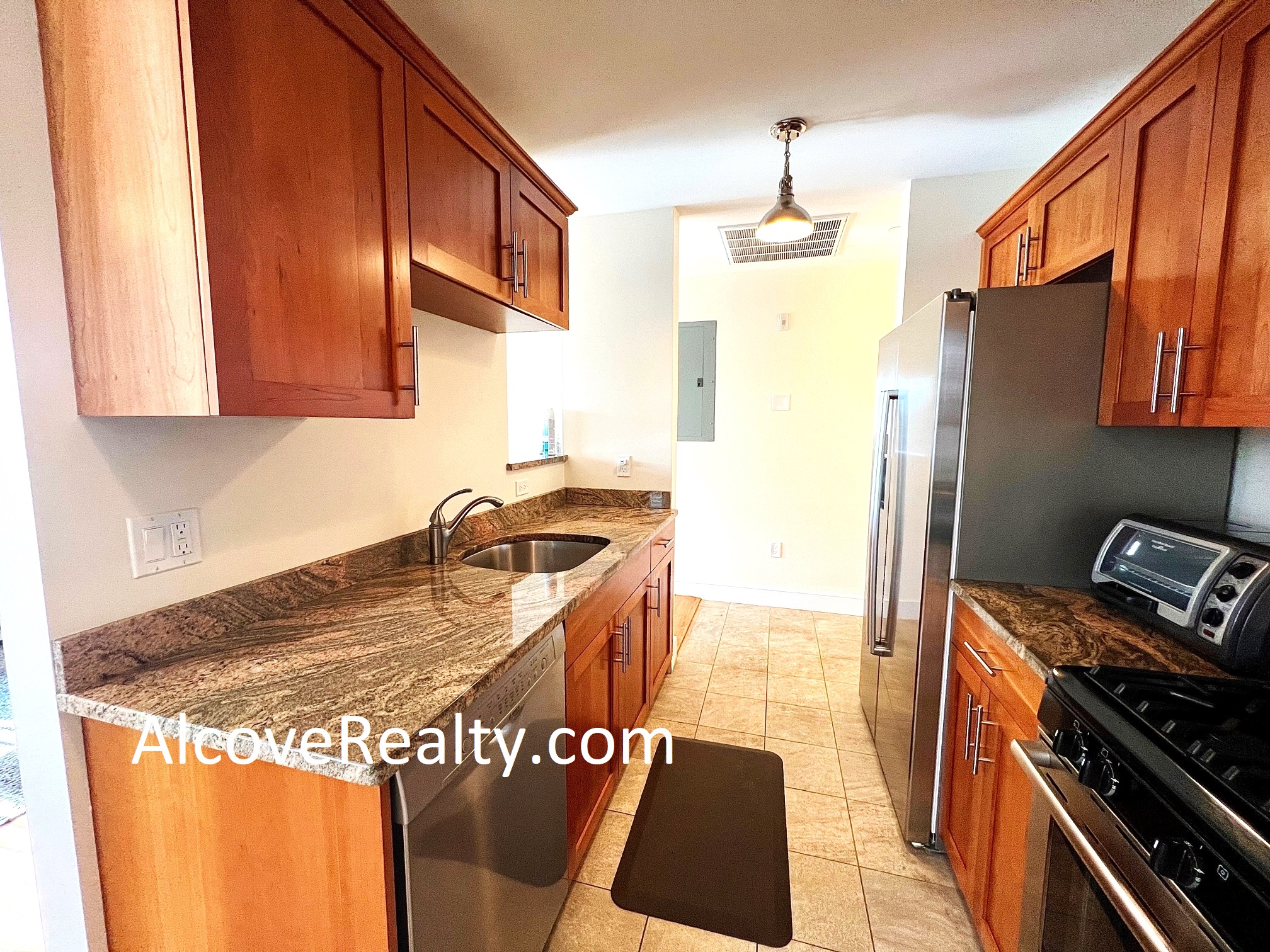 377 Summer St, Davis Square