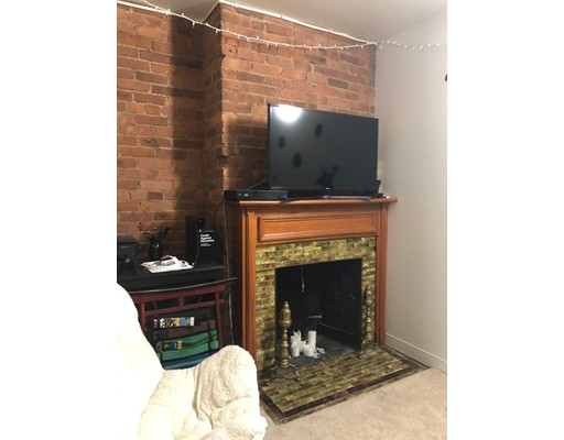 111 Gainsborough St, Fenway