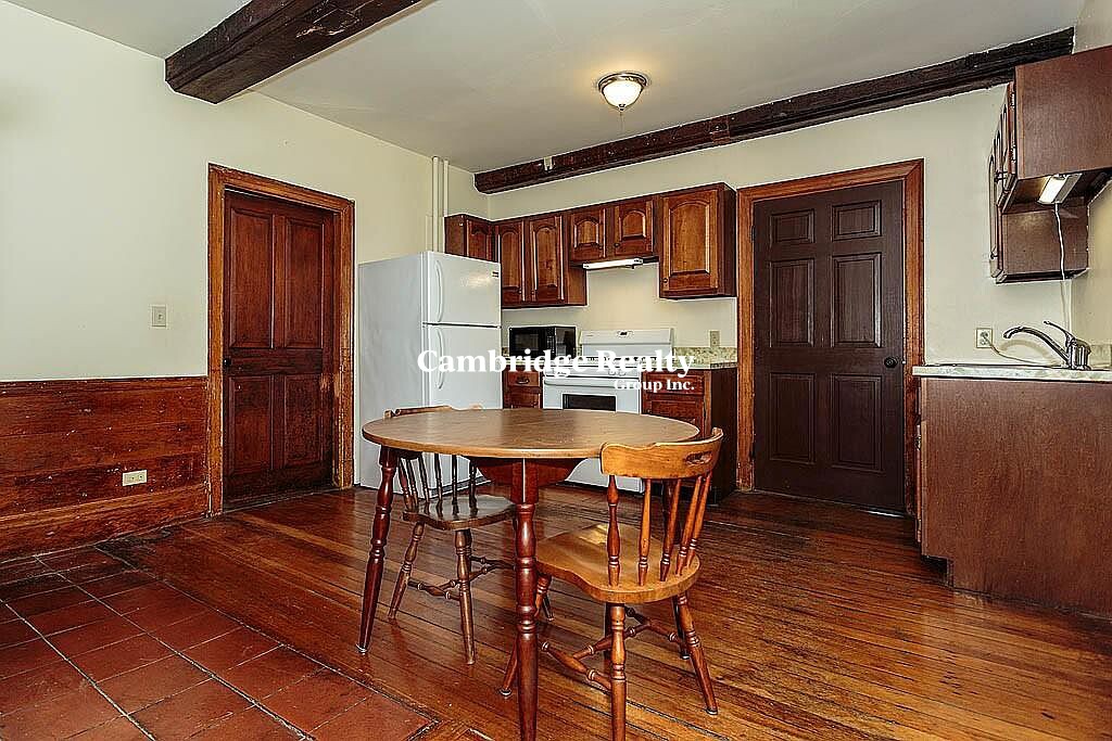 350 Riverside Ave, Medford