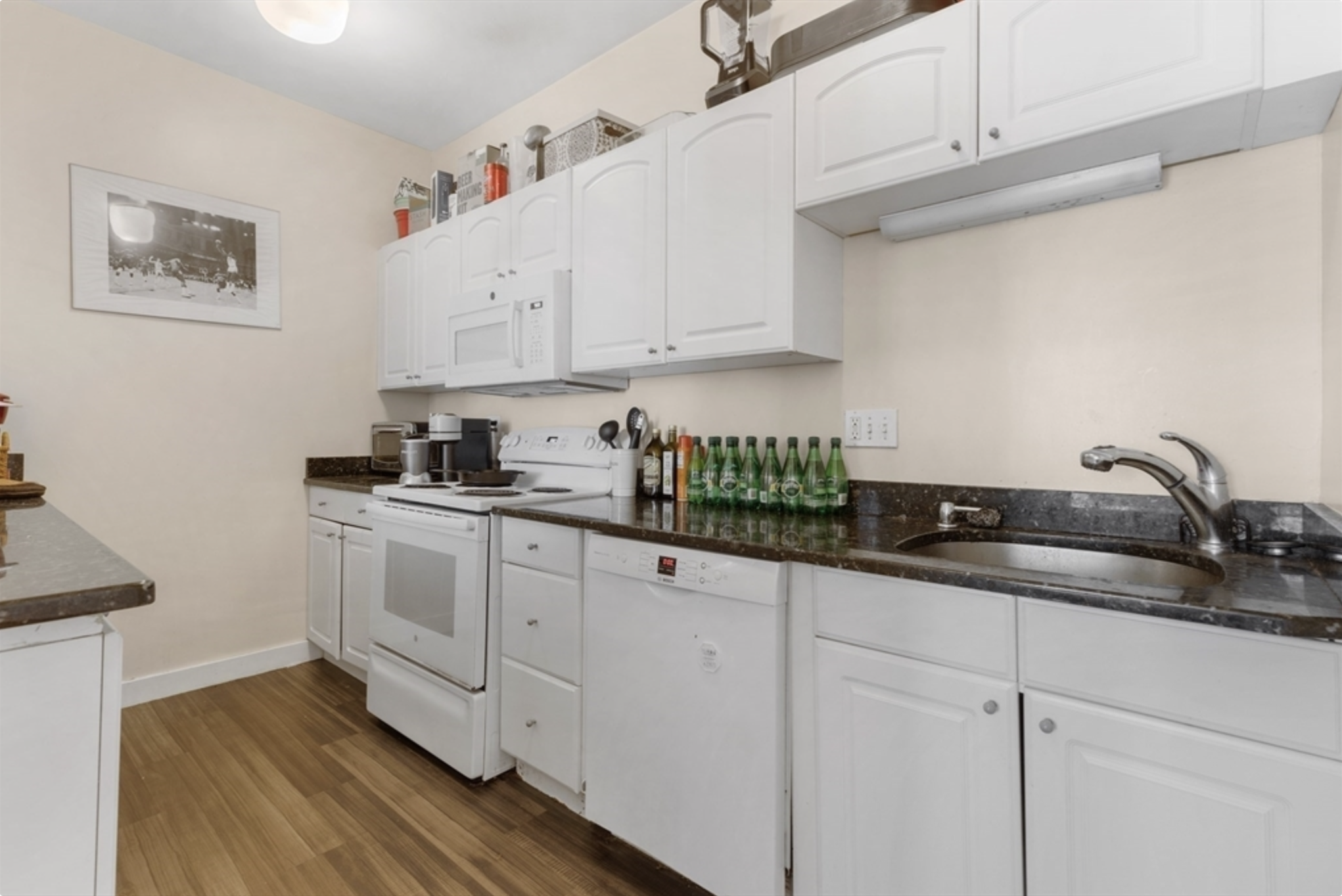 141 Newbury St, Back Bay