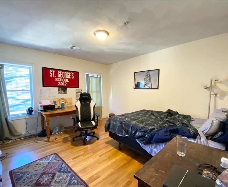 128 Hillside St, Mission Hill