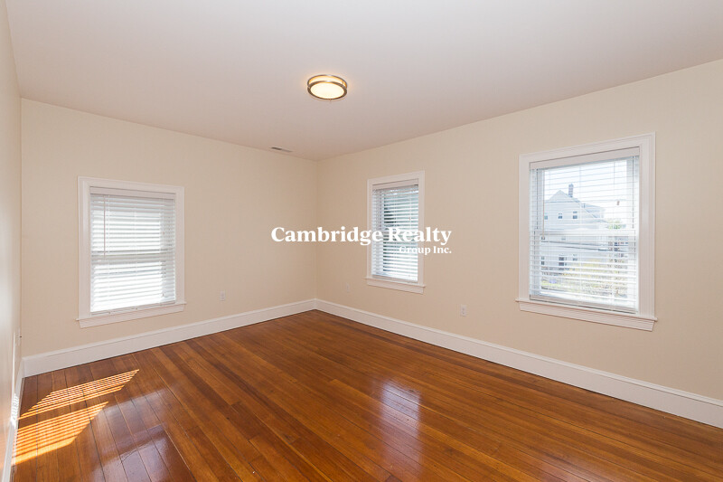 11 Winter Hill Rd, South Medford