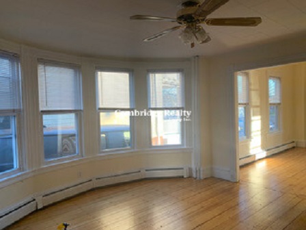 547 Broadway, Magoun Square