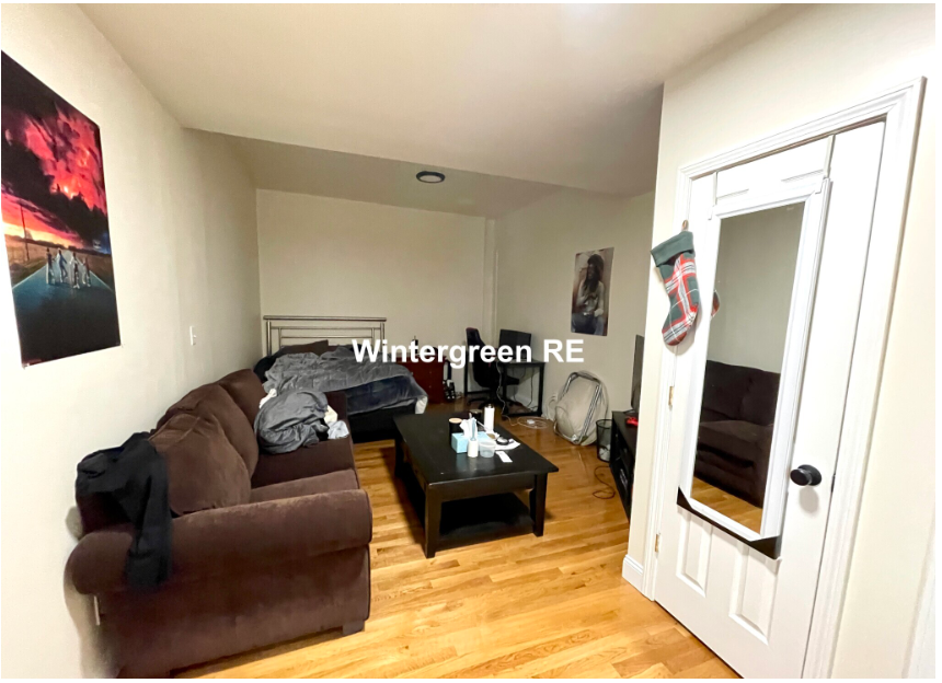 523 3rd St, South Boston