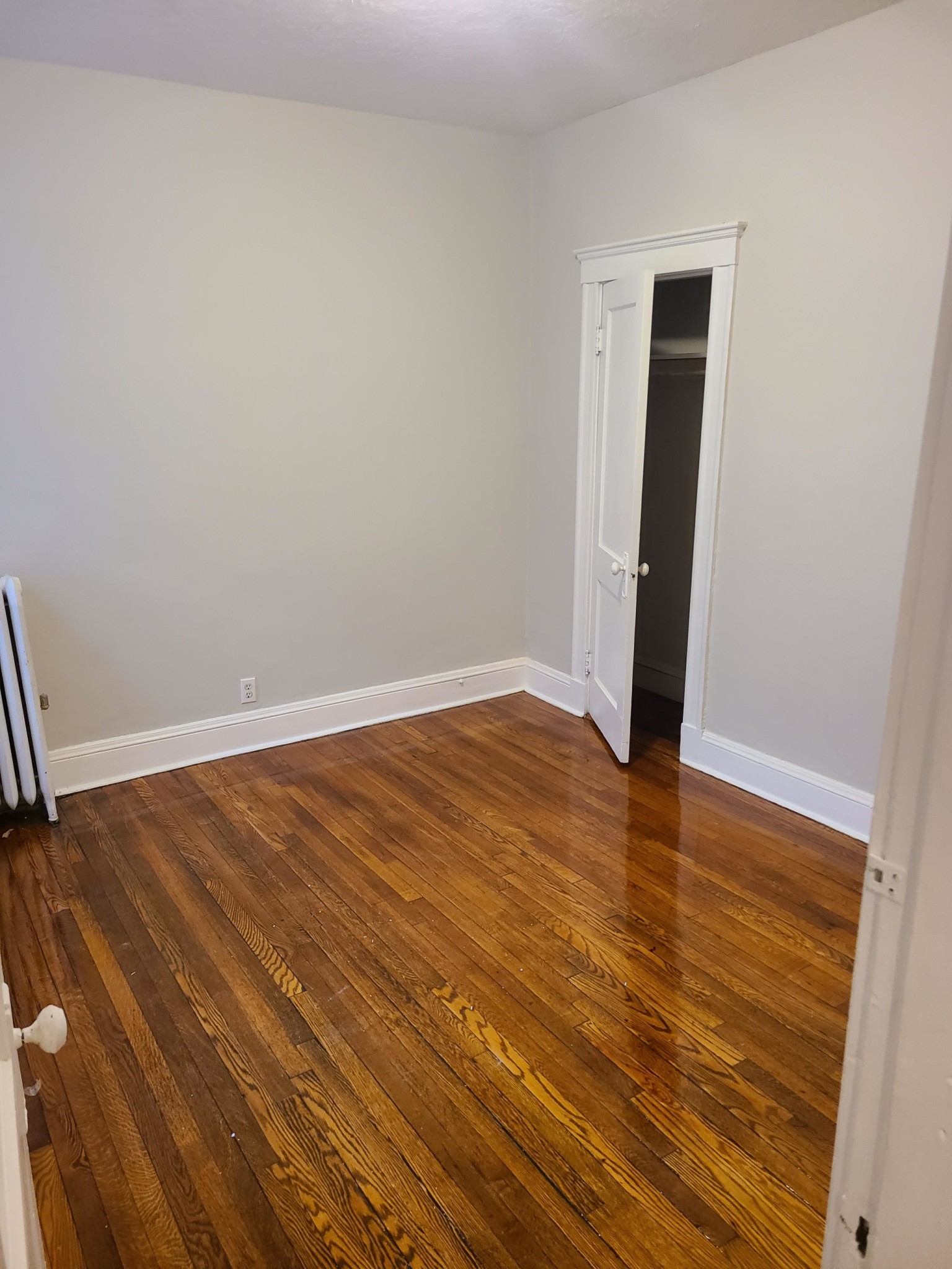 325 Summit Ave, Brighton