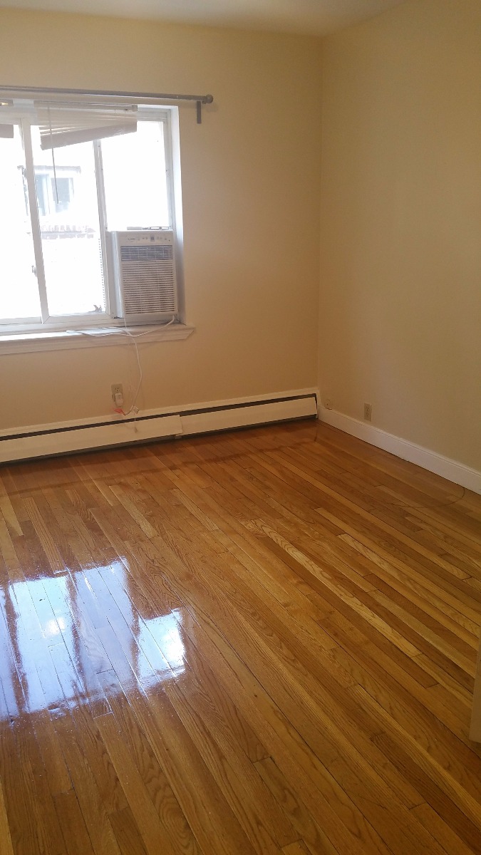 2016 Commonwealth Ave, Brighton