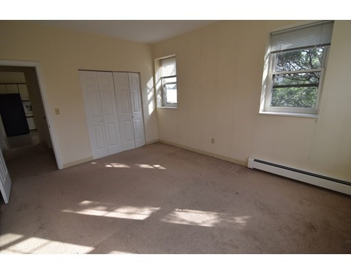 171 Harvard St, Coolidge Corner