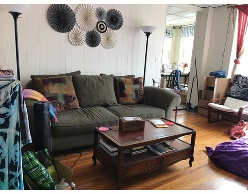 394 Riverway, Fenway