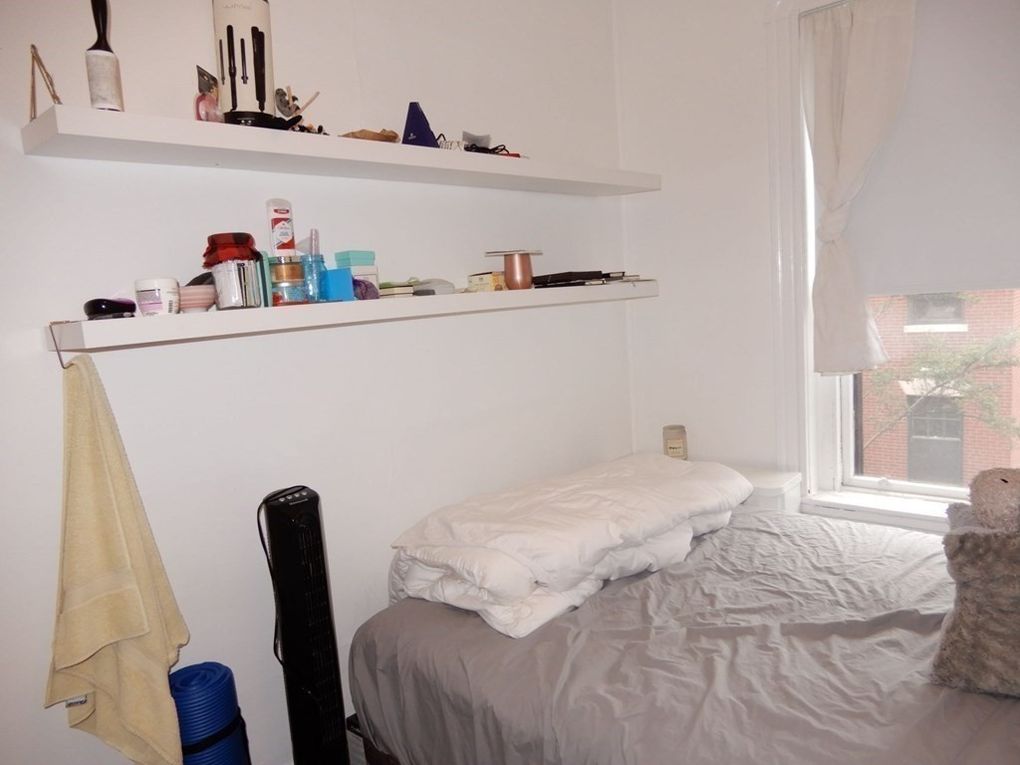 86 West Cedar St, Beacon Hill