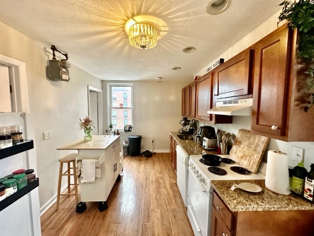 224 Hanover, North End