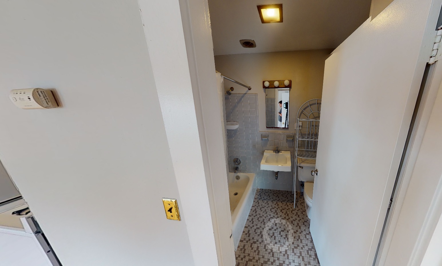 220 Banks St, Cambridgeport