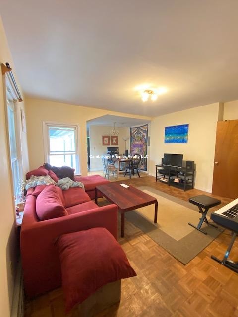 15 Pleasant Pl, Central Square