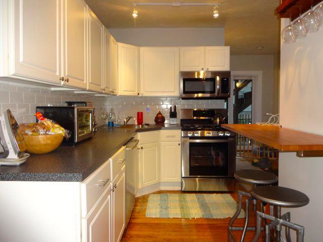 216 West 9th St, South Boston