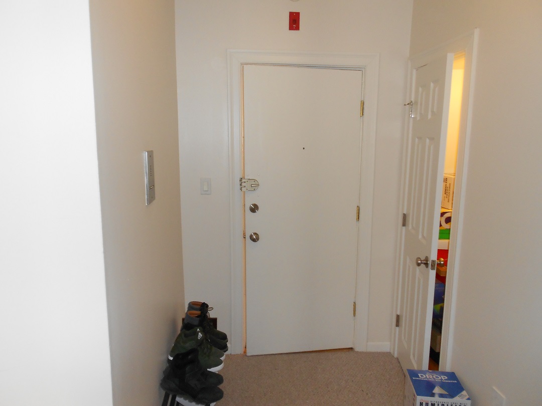 49 Burbank St, Fenway