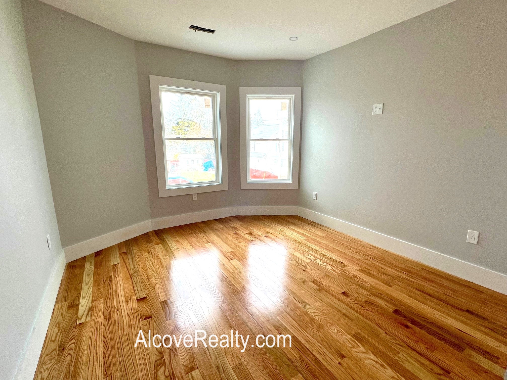 42 George St, South Medford