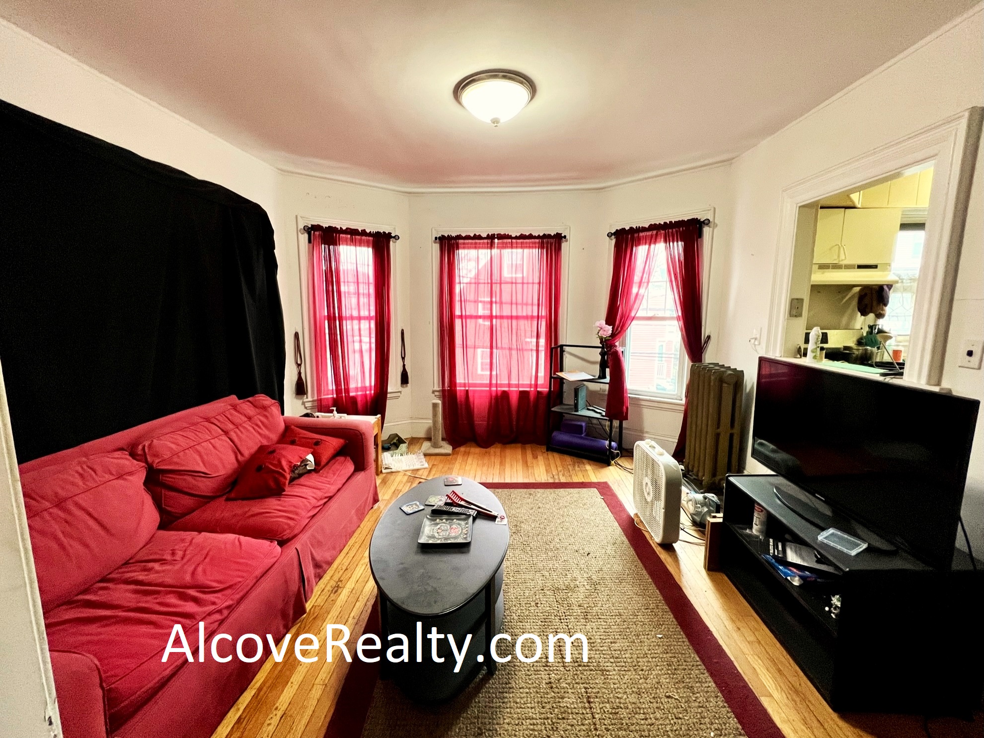 67 Willow Aveenue, Davis Square