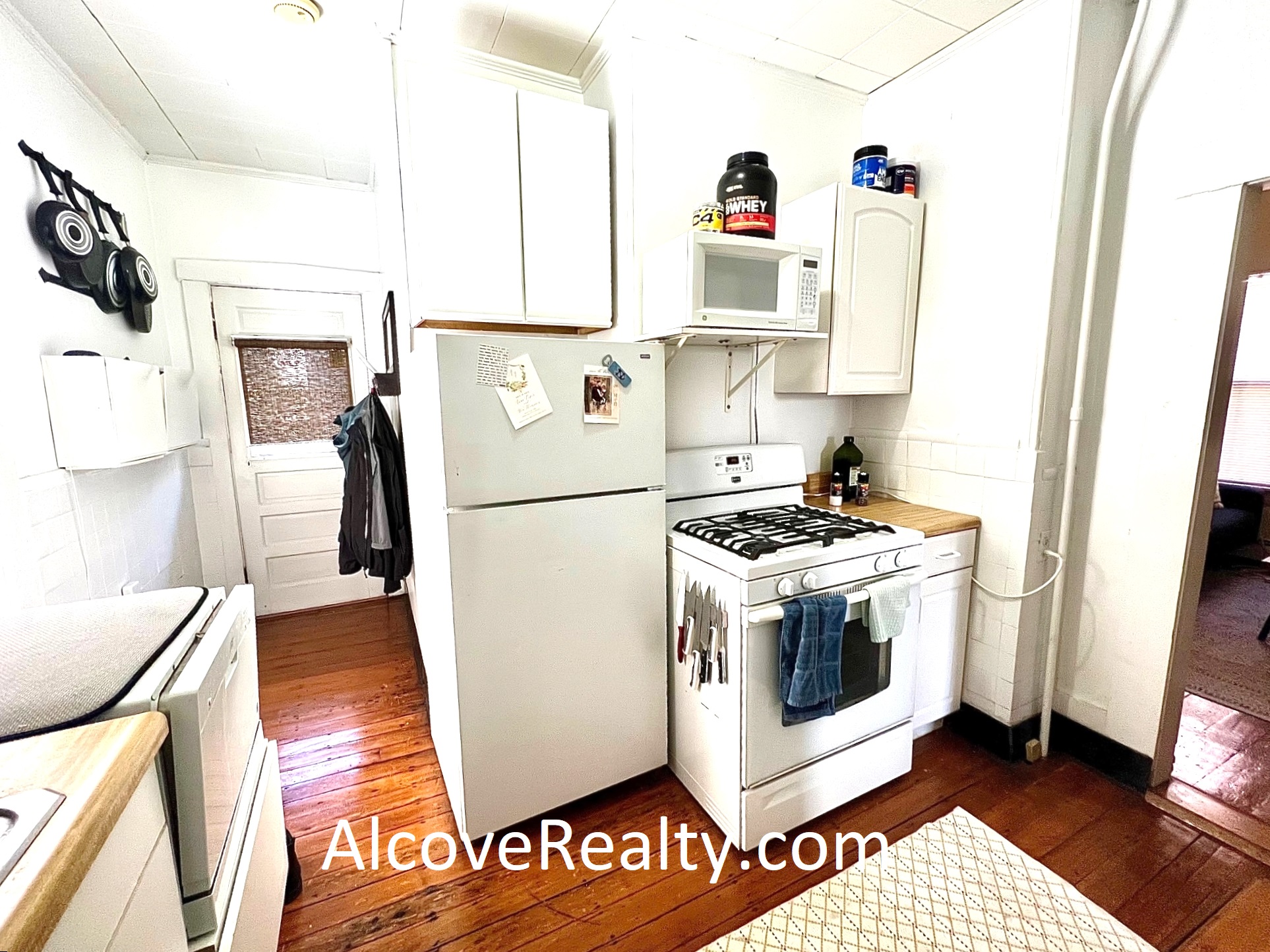 2 Walker Ct, Harvard Square