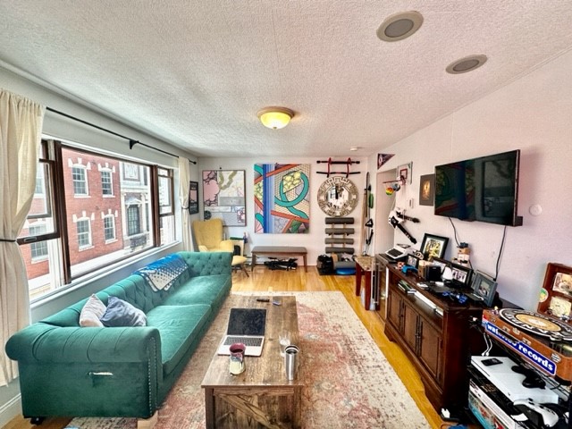 1 Noyes Pl, North End