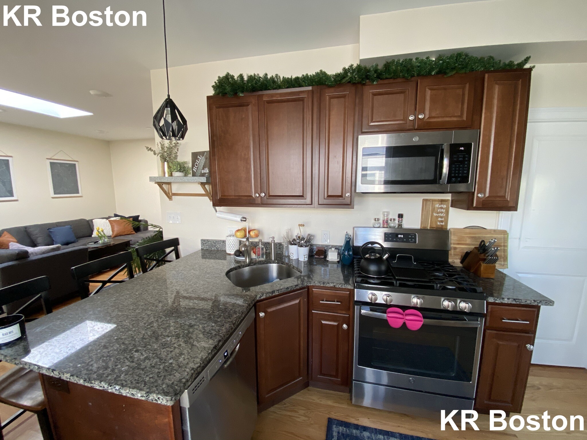 7 Fairbanks St, Brighton