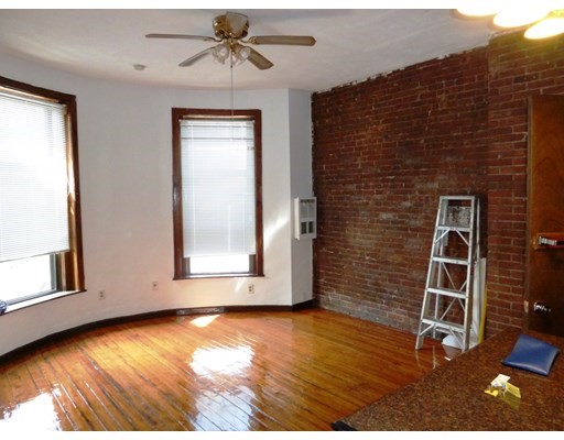 195 Binney St, East Cambridge