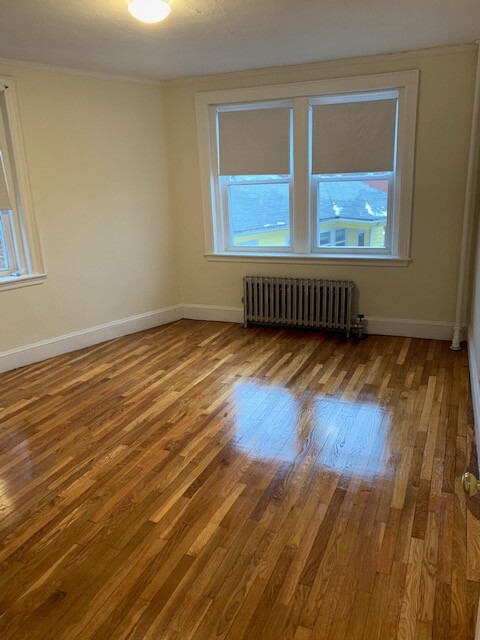 2045 Commonwealth Ave, Brighton