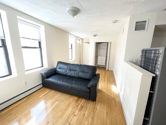 340 North St, North End