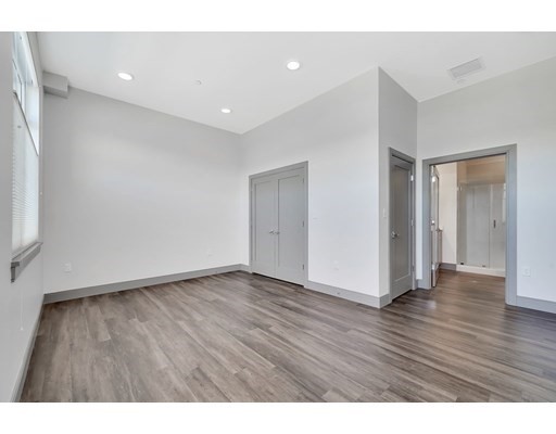 400 Mystic Ave, Davis Square