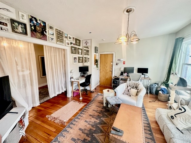 435 Hanover St, North End