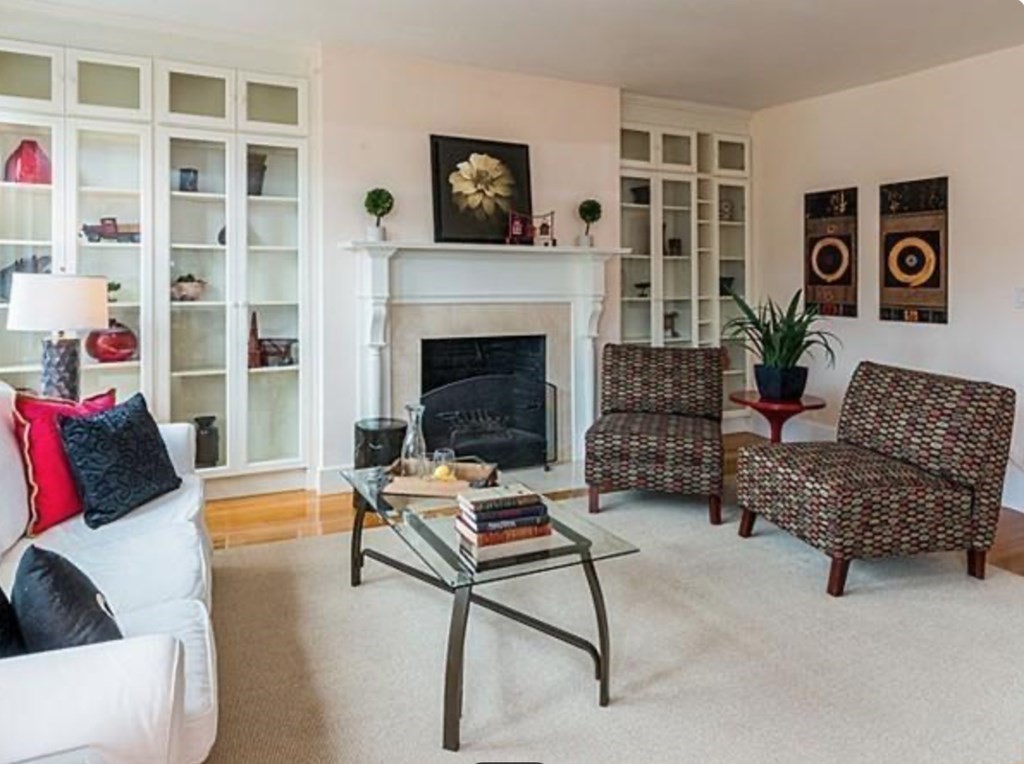 39 Saint Paul St, Coolidge Corner