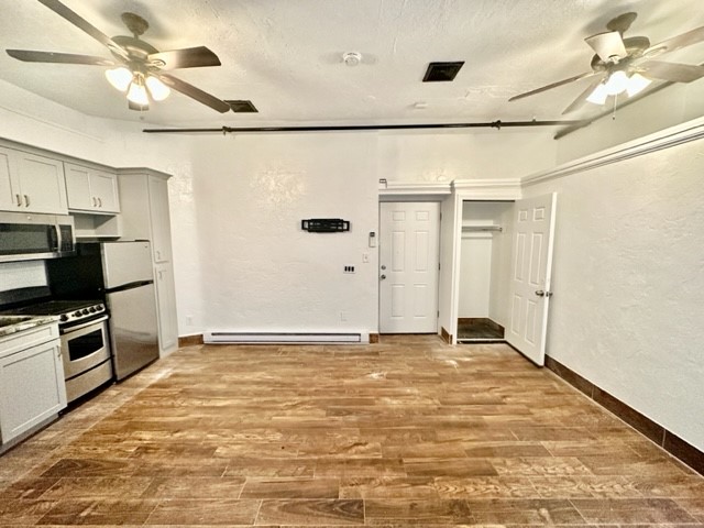 223 Endicott St, North End