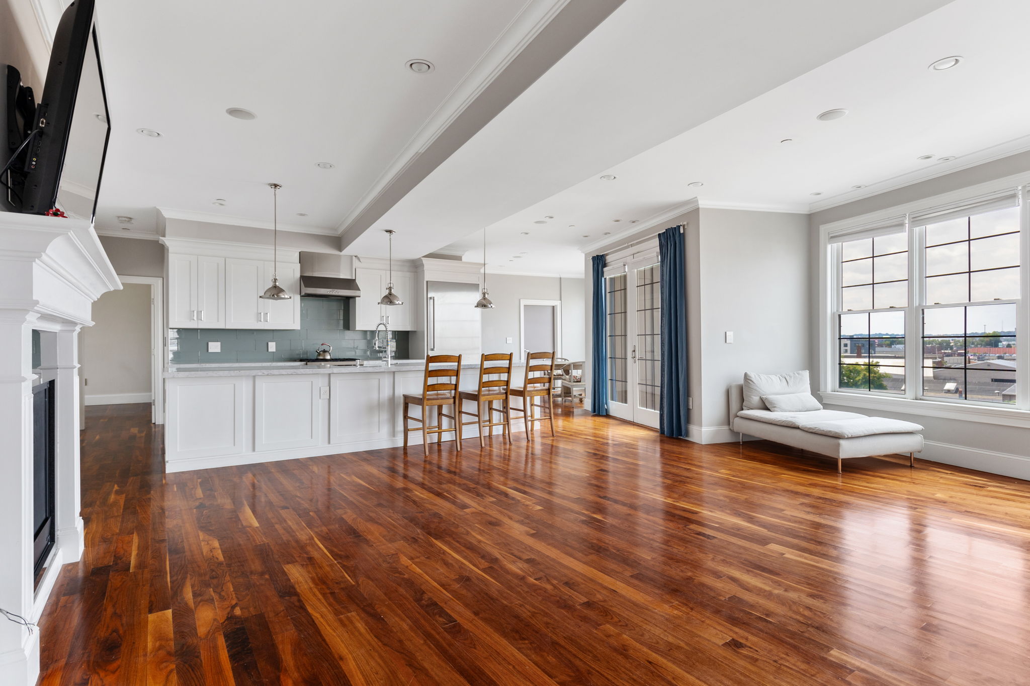 99 D St, South Boston