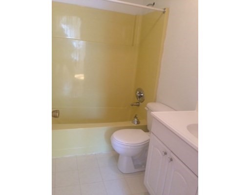 93 Cass St, West Roxbury