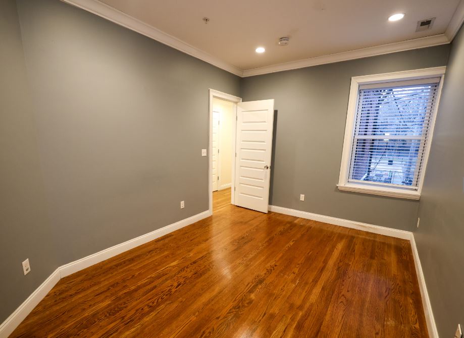 1803 Beacon St, Brookline