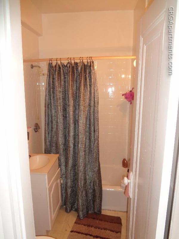 1622 Massachusetts Ave, Neighborhood Nine