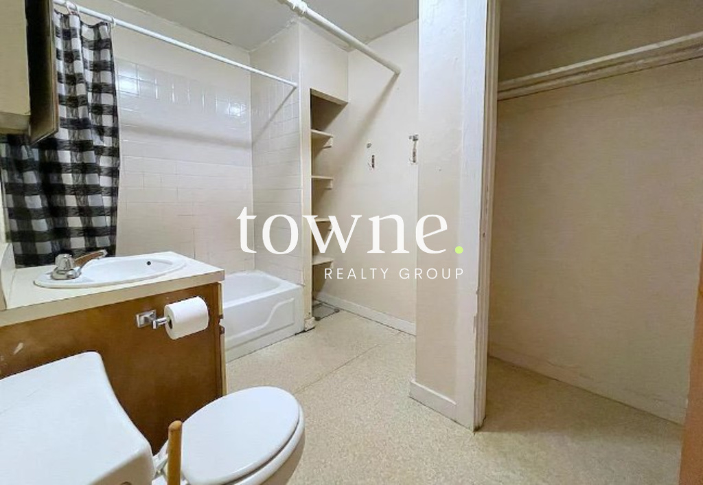 19 Peterborough St, Fenway